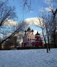 Tikhvin Church / ***