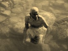 Bathing Elder / ***