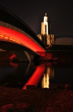 Suggestive red bridge to Ostrava tears / ***