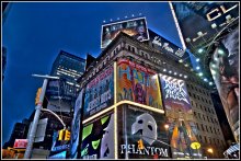 Morning Times Square / ***