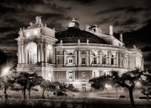 Opera Theatre, Odessa / ***
