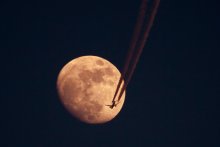 plane above the crater Copernicus / ***