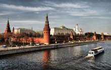 View of the Kremlin / ***