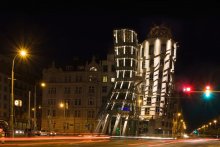 Dancing House / ***