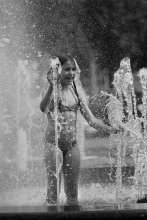 heat in a large city / ***