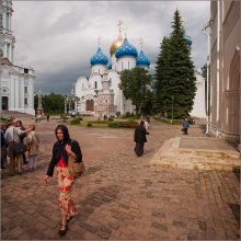A warm Friday evening in the Trinity - St. Sergius Lavra ... / ***