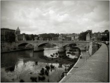 Rome, the Tiber / ***