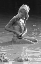 Therapeutic mud or a farewell to summer / ***