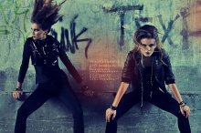 ... a series of 1000 V / photo: Boris Bushmin
models: Anastasiya Kosareva &amp; Anna Tuchina
make-up: Lina Sokolova
hair: Ekaterina Divnogorskaya