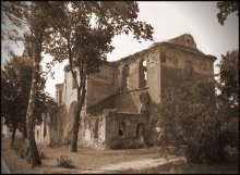 The ruins of the Assumption Convent in Pustynkah .... / ***