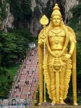Batu Caves in Kuala Lumpur / ***
