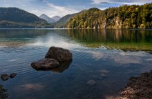 At the lake in the Bavarian Alps / ***