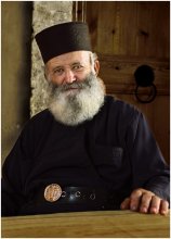 Portrait of a Cretan monk. / ***