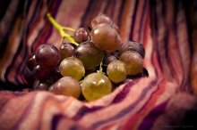 Grapes / ***