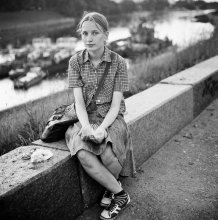 Lena (picture on the waterfront in Vitebsk) / ..........