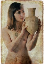 A girl and a jug / ***