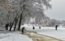 Winter fishing / ******