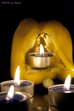 Victims offering pepper / ***