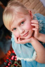 Adults, like children, only small / ***