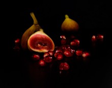 Still life with figs / ***