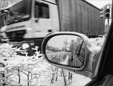 "Stronger for the steering wheel hold, a driver with !.."() / ***