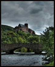 Burg Hengebach / ***