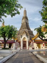 Wat Arun / ***