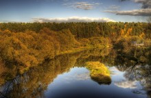 Reflection of Autumn / ***