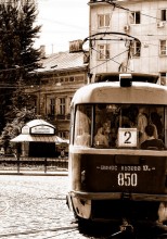 Tram number two / ***