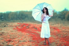 girl with umbrella / ***