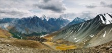 Panorama Akkemskoy Valley / ***