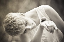 Anya and snail / ***