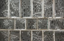 &nbsp; / *************