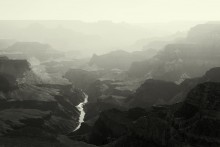 Flying over the Grand Canyon / ***