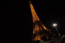 Eiffel Tower. / ***