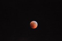 Lunar eclipse / ********