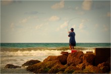 Pro Fisherman and the Sea / ***