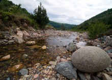 Struma river disappears into the ground / ***