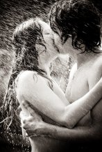 love in the rain / ***