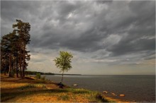 About loneliness ... OR ONE DAY AT SEA LADOGA ... / ***