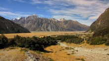 Mountain landscape New Zealand / ***