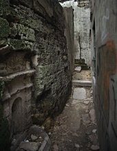 Secret passage / ***