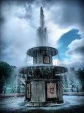 Fountain. / ***
