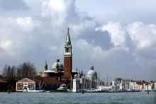 Venice / ***