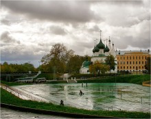 Rain over Yaroslavl ... / ***
