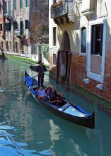 Walking through Venice / ***