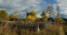 Autumn in the Village / ***