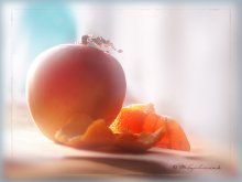 Apple and tangerine / ***