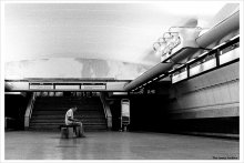 Waiting for the tram / Ilford Delta 400