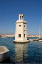 lighthouse in Venice / ***